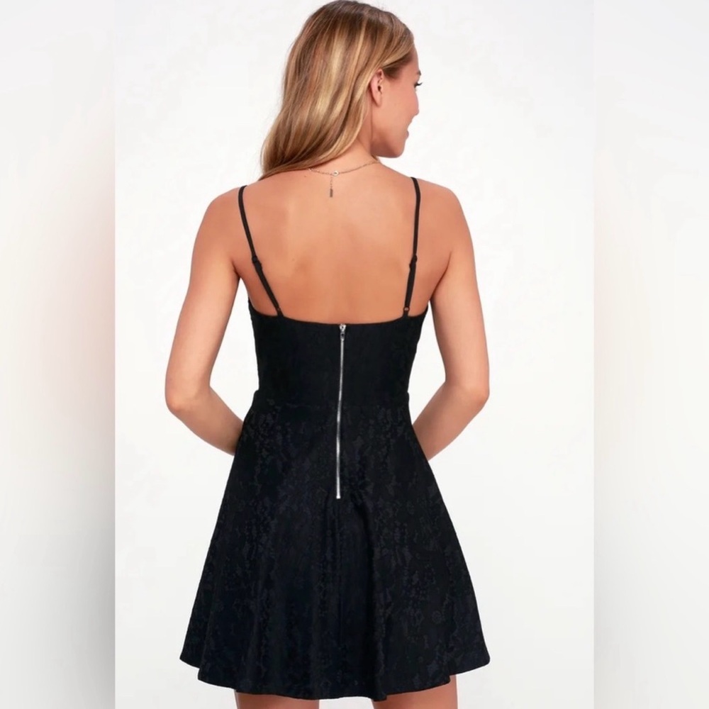 Lulu's Way with Words Black Lace Skater Dress NWT Womens Sz. S - Picture 2 of 13